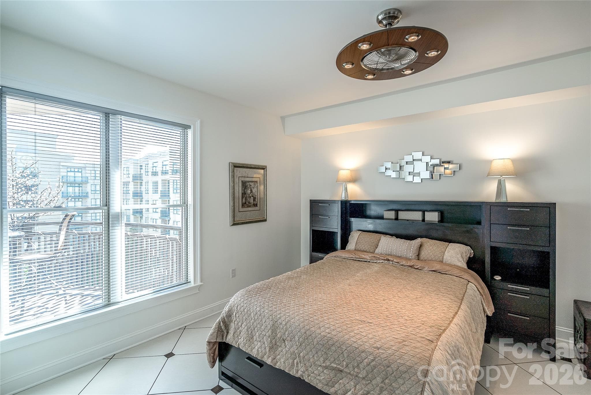 Condominium at 718 W Trade Street, Charlotte, photo 10 of 41