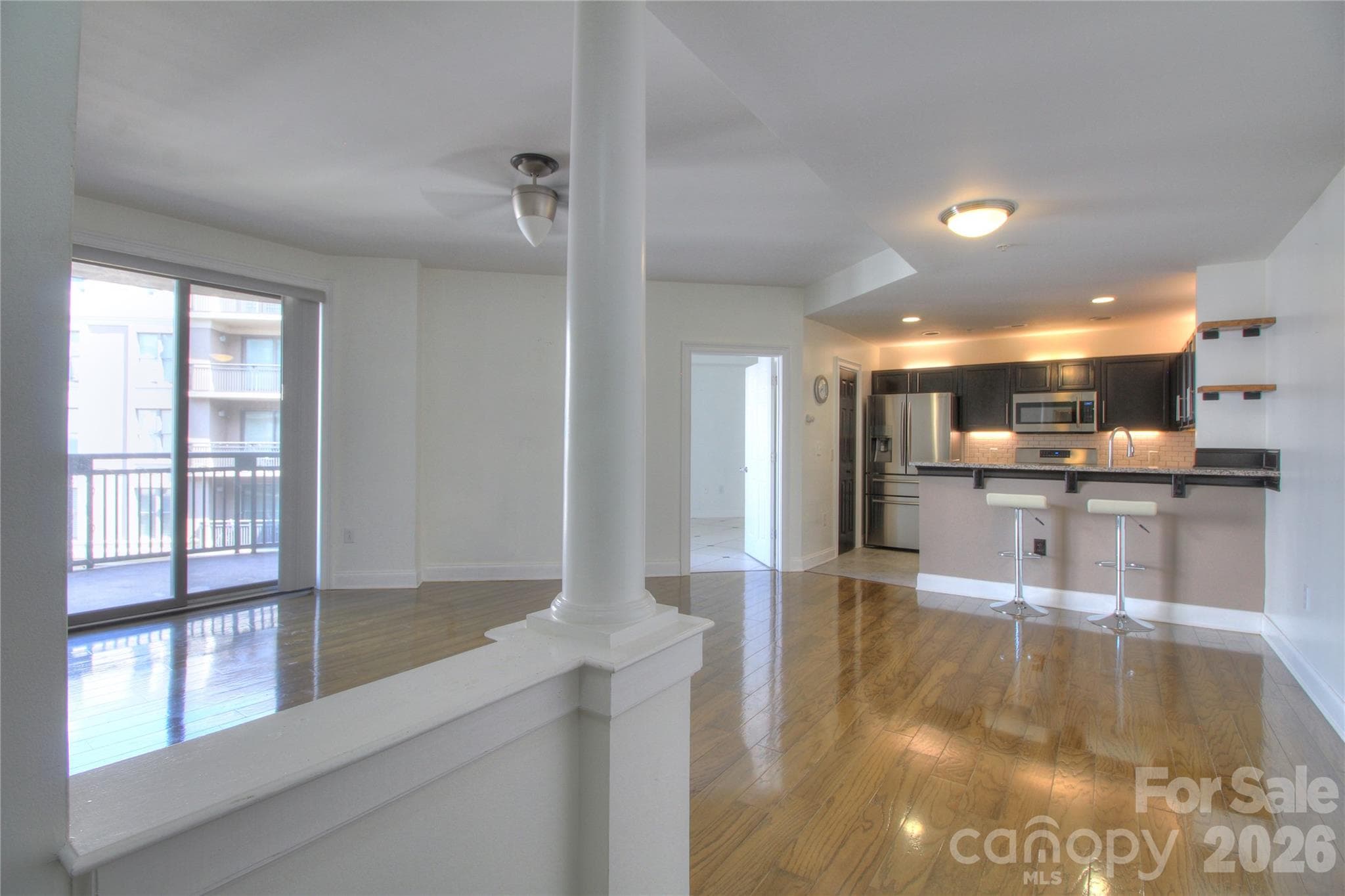 Condominium at 718 W Trade Street, Charlotte, photo 32 of 41