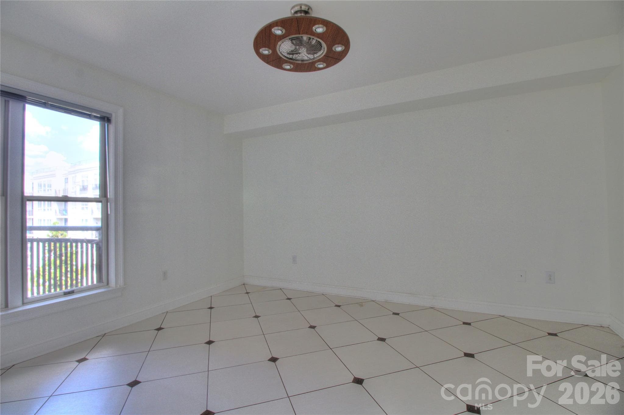 Condominium at 718 W Trade Street, Charlotte, photo 36 of 41