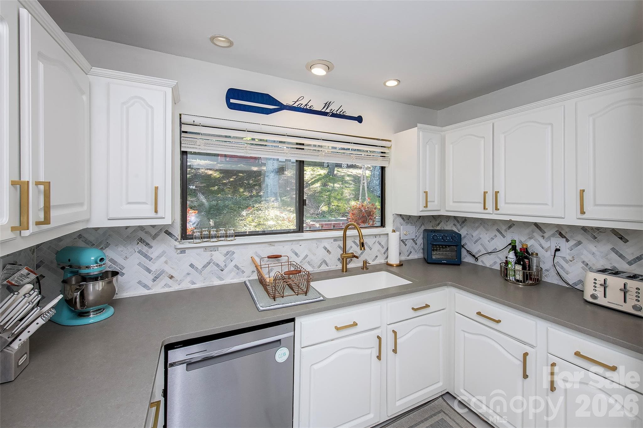 Condominium at 4132 Charlotte Highway, Lake Wylie, photo 10 of 30