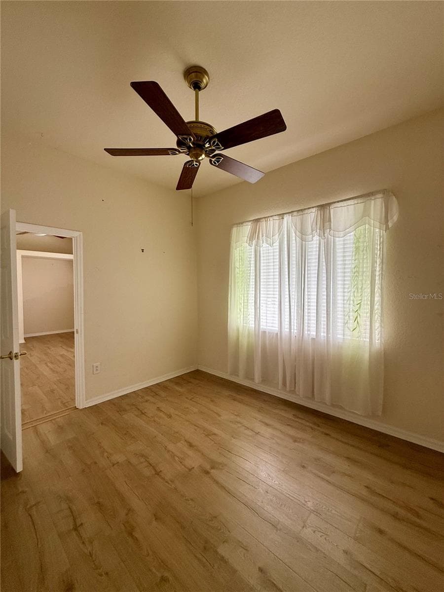 Single Family Residence at 3735 GAVIOTA DR, RUSKIN, photo 24 of 32