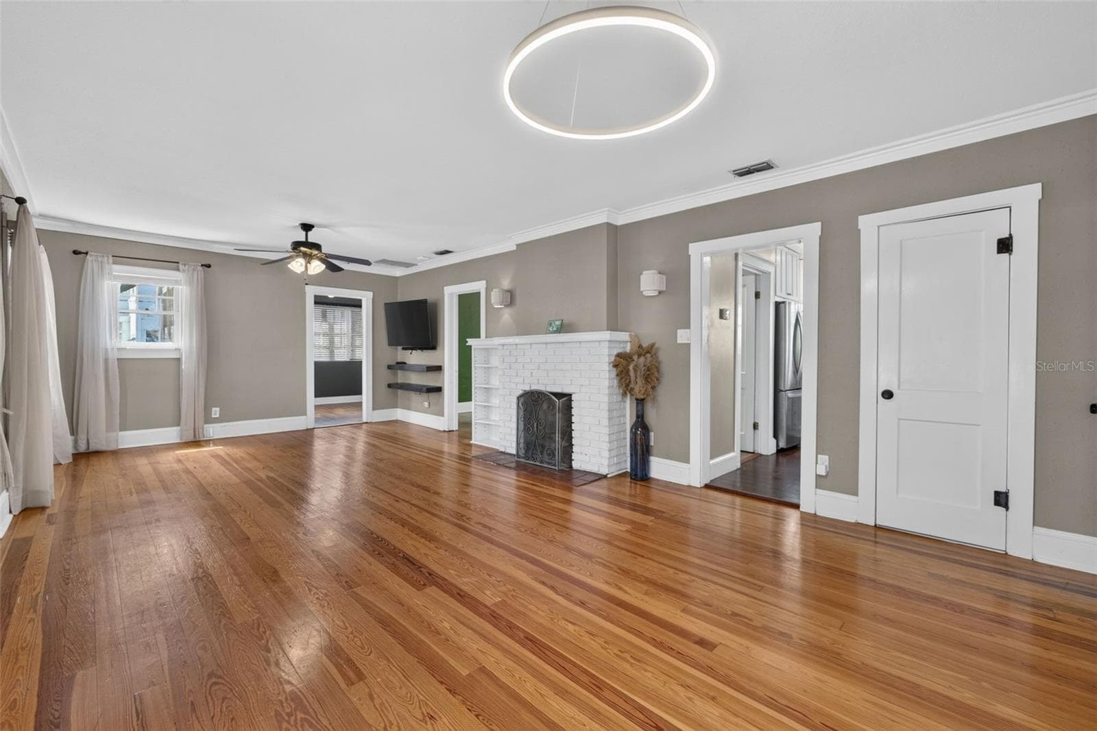 Single Family Residence at 1601 BRYN MAWR ST, ORLANDO, photo 15 of 100