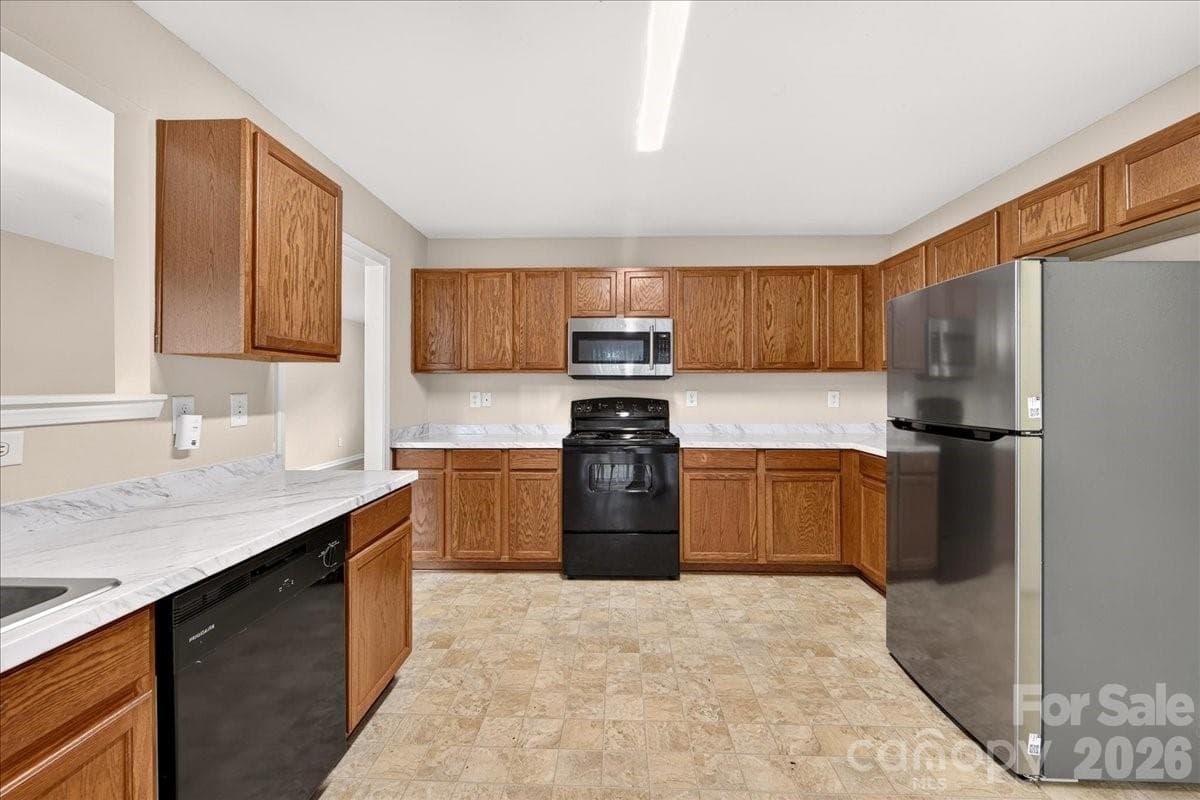 Single Family Residence at 2507 Anna Garrison Road, Charlotte, photo 16 of 40