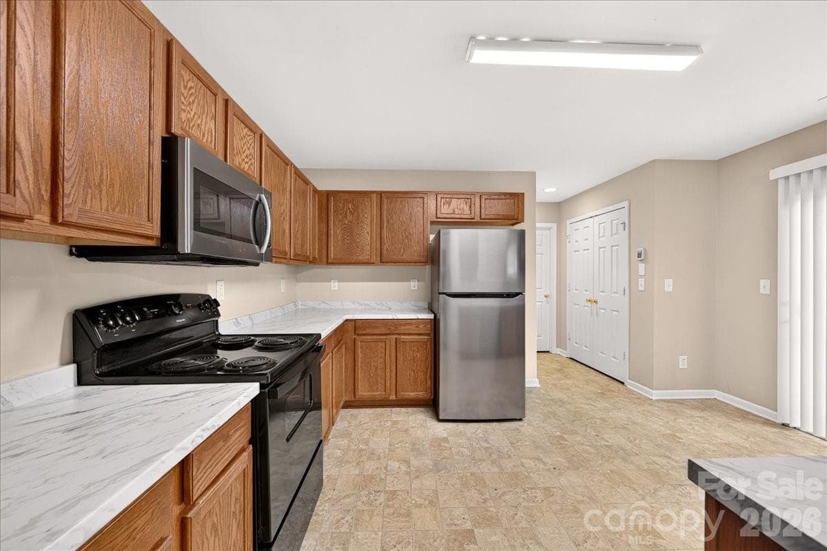 Single Family Residence at 2507 Anna Garrison Road, Charlotte, photo 18 of 40