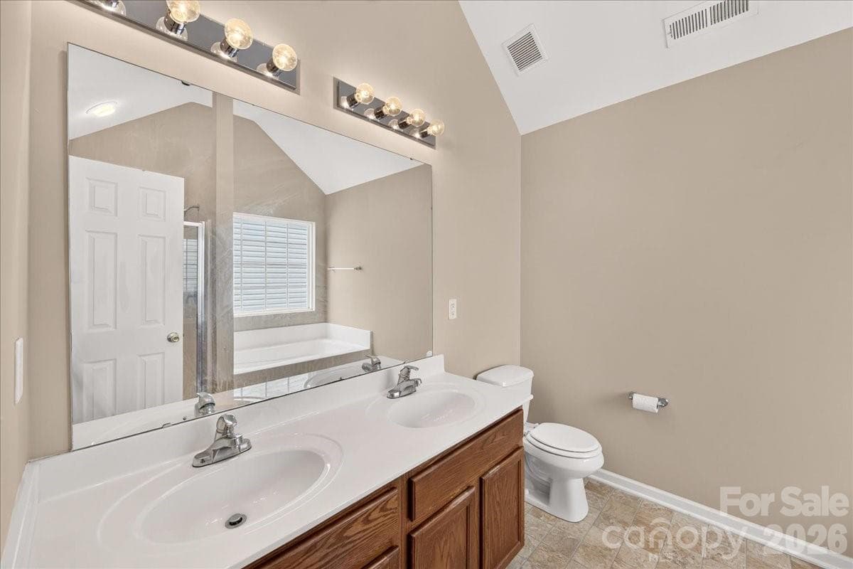 Single Family Residence at 2507 Anna Garrison Road, Charlotte, photo 25 of 40