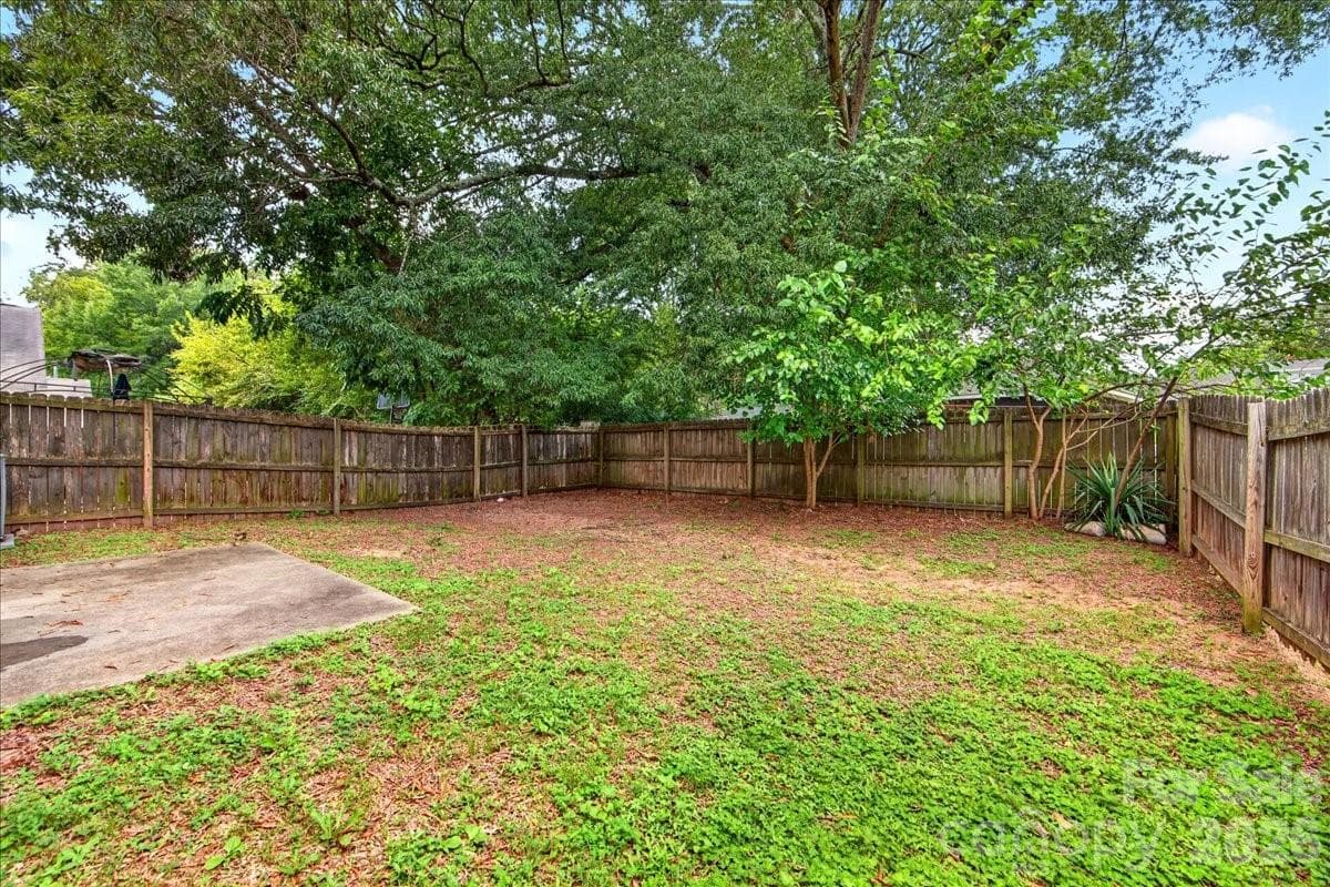 Single Family Residence at 2507 Anna Garrison Road, Charlotte, photo 39 of 40