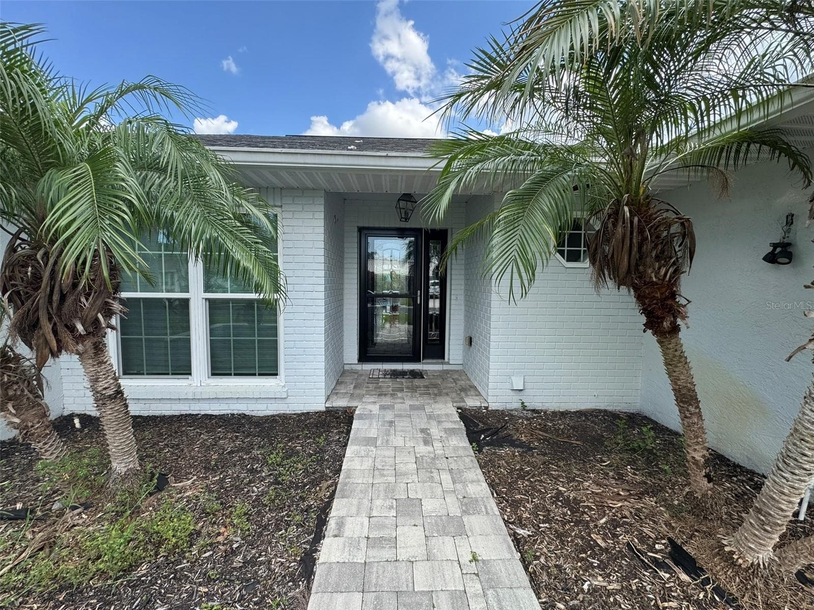 Single Family Residence at 1009 INDIAN HILLS CT, VENICE, photo 3 of 49