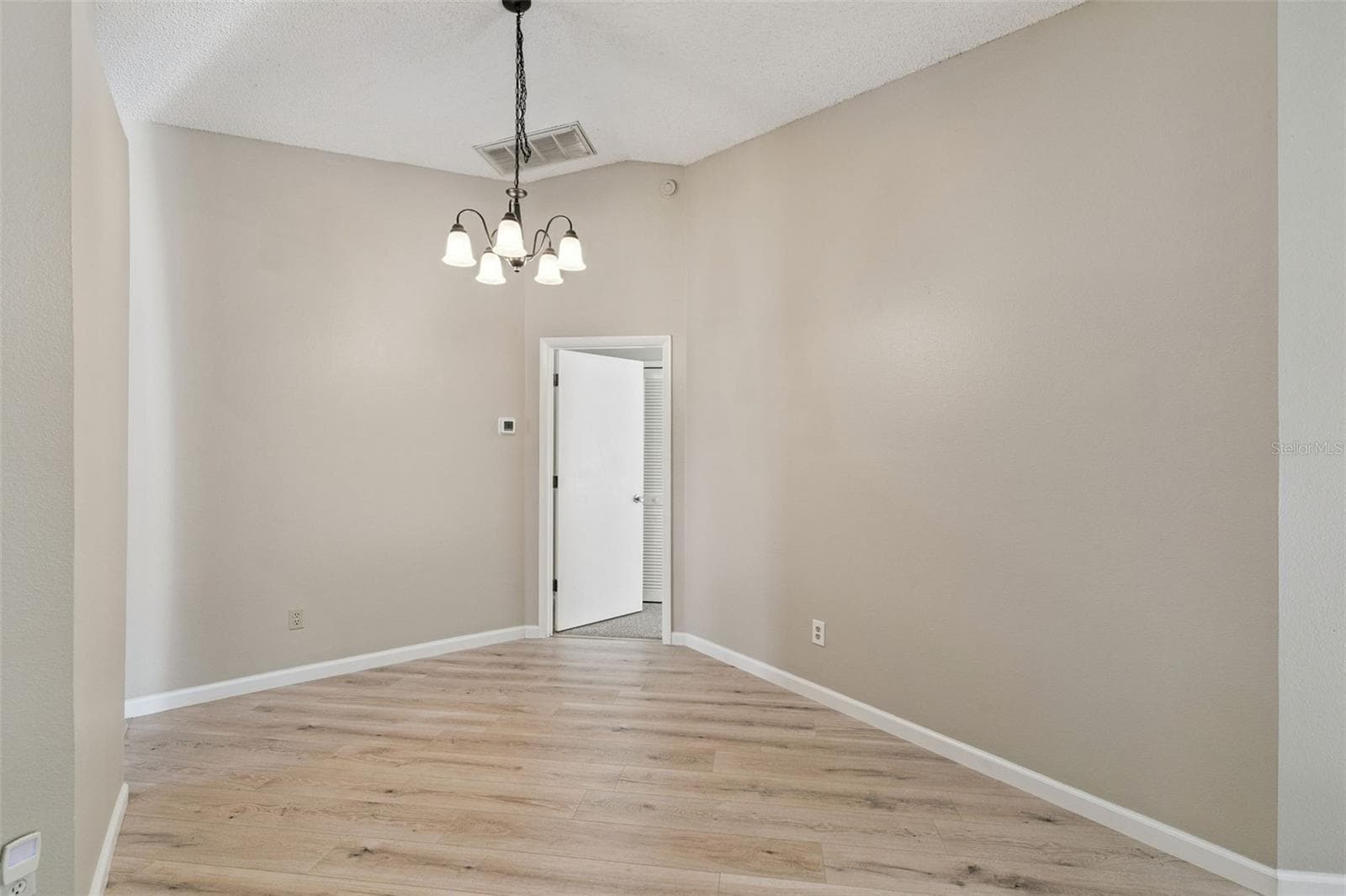 Single Family Residence at 1052 BRIELLE AVE, OVIEDO, photo 10 of 44