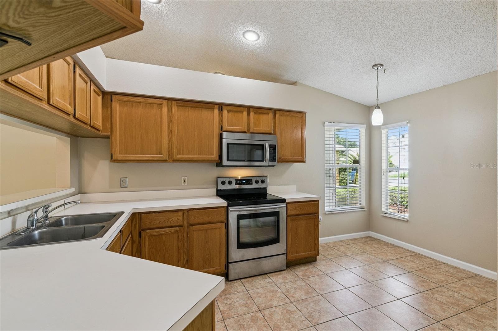 Single Family Residence at 1052 BRIELLE AVE, OVIEDO, photo 14 of 44