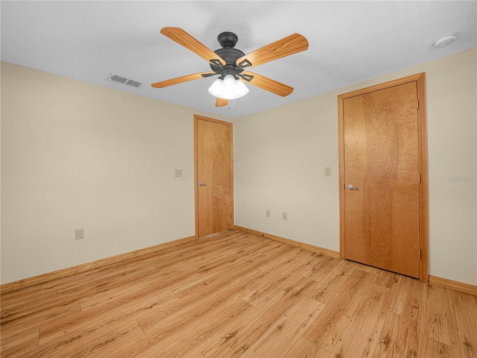 Single Family Residence at 1213 CHEROKEE DR, KISSIMMEE, photo 11 of 19