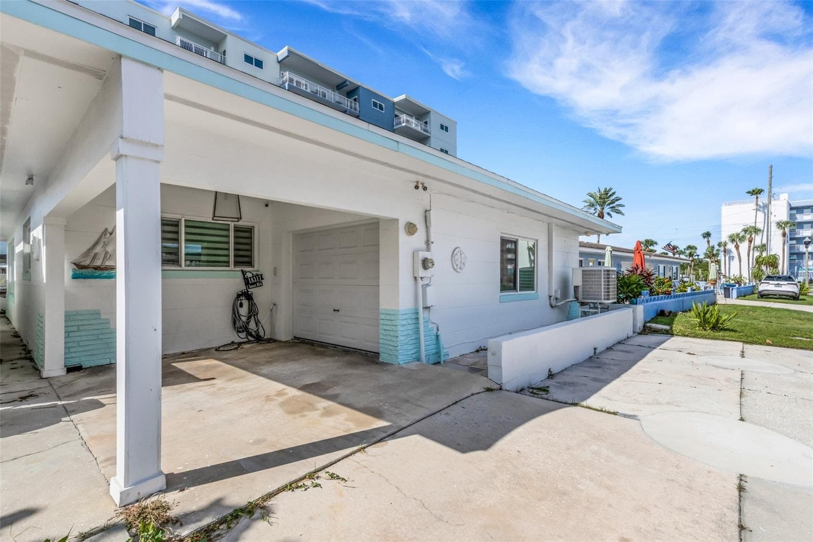 Easy beach access means sand, surf and sunsets are part of everyday life. - 18317 SUNSET BLVD, REDINGTON SHORES