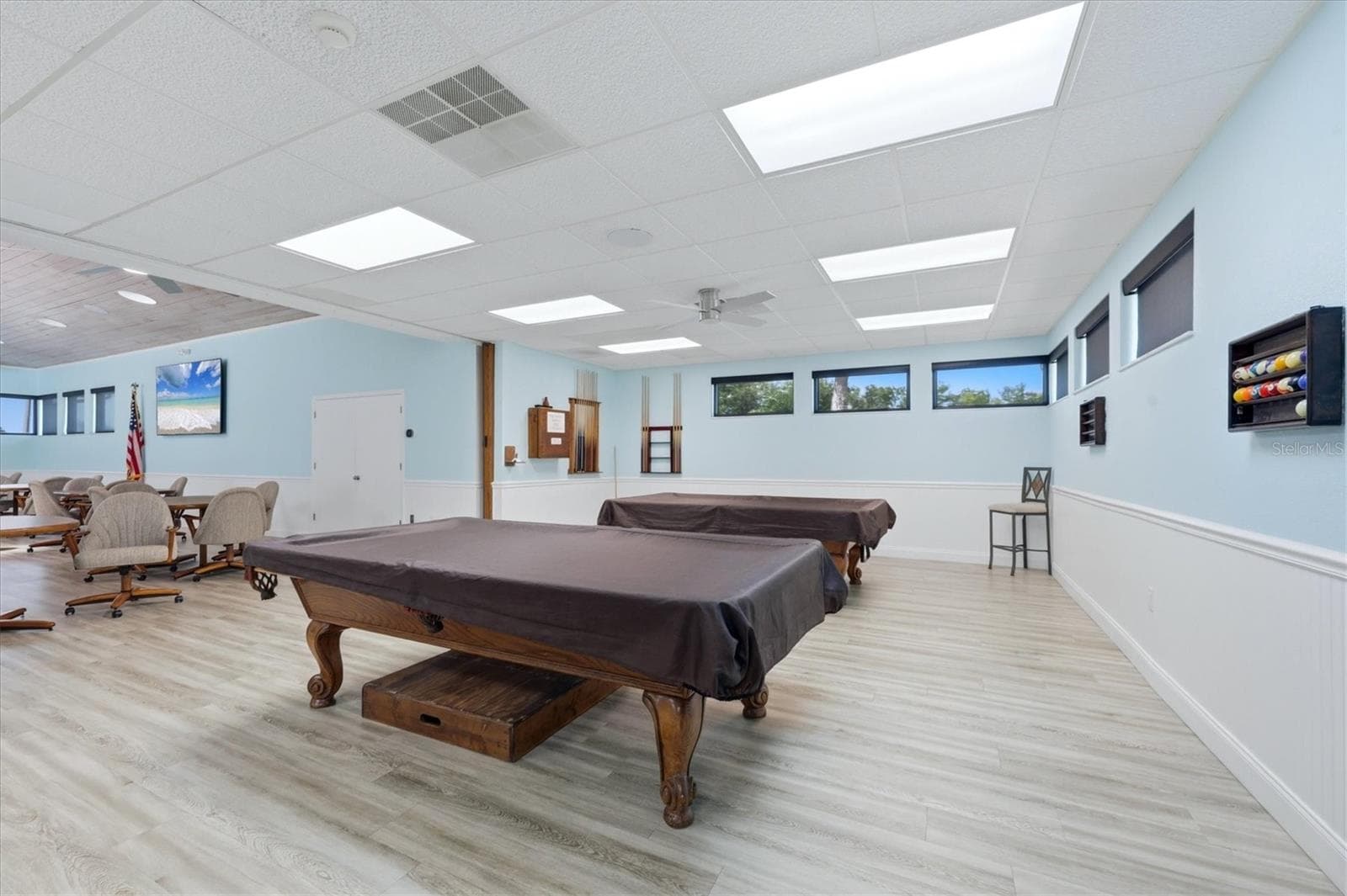 Pool and ping pong tables. - 259 PARK FOREST BLVD, ENGLEWOOD