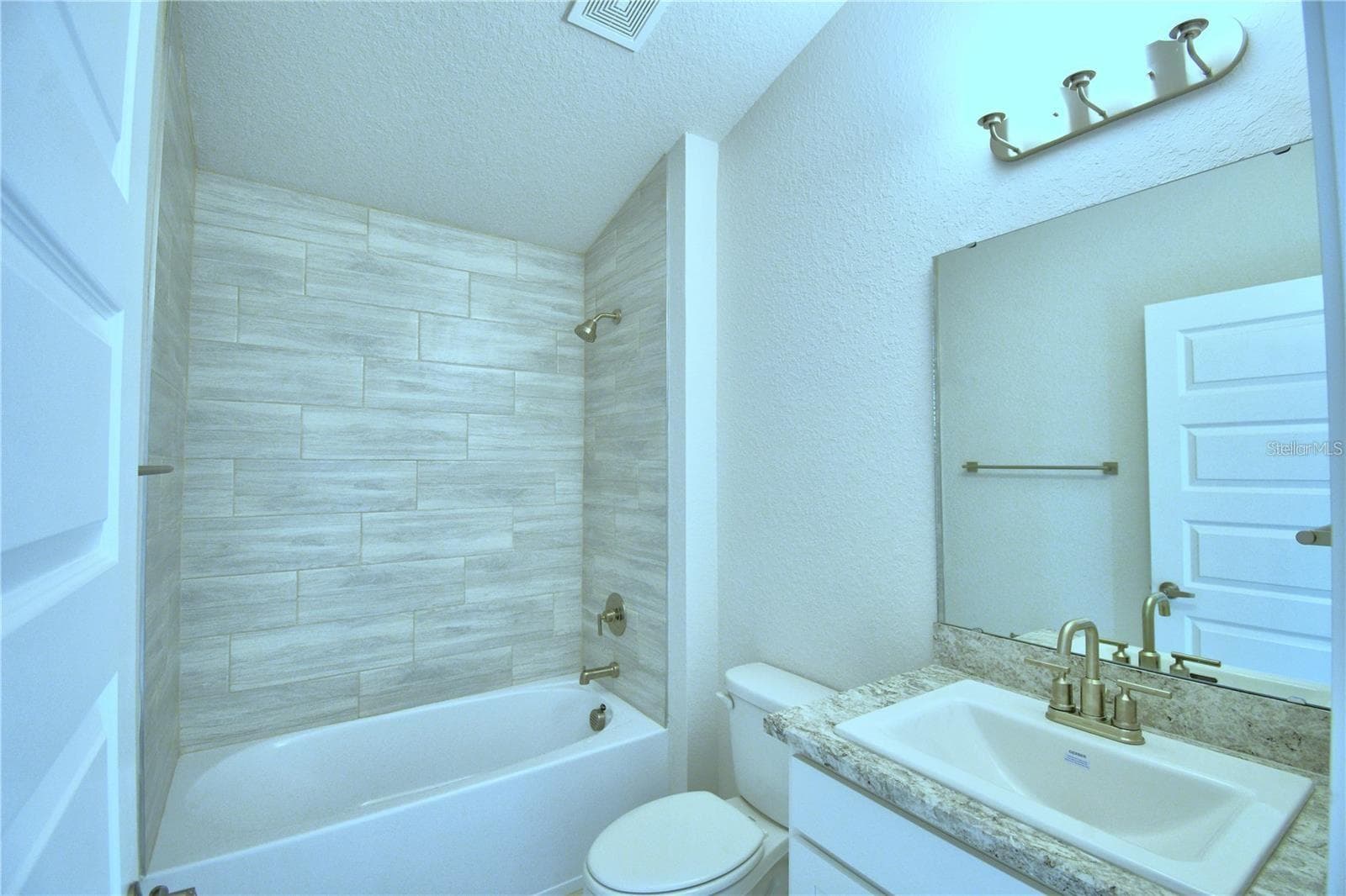 Single Family Residence at 3639 LINDBERGH ST, LAKELAND, photo 12 of 31