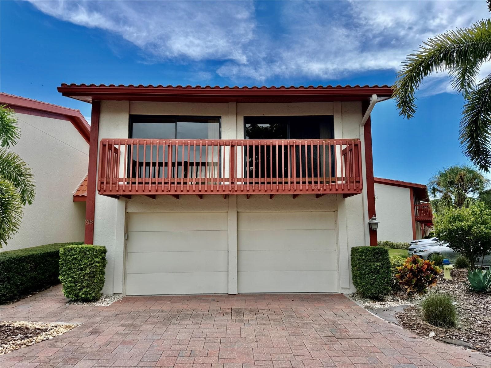 718 SORRENTO INLET DR #718