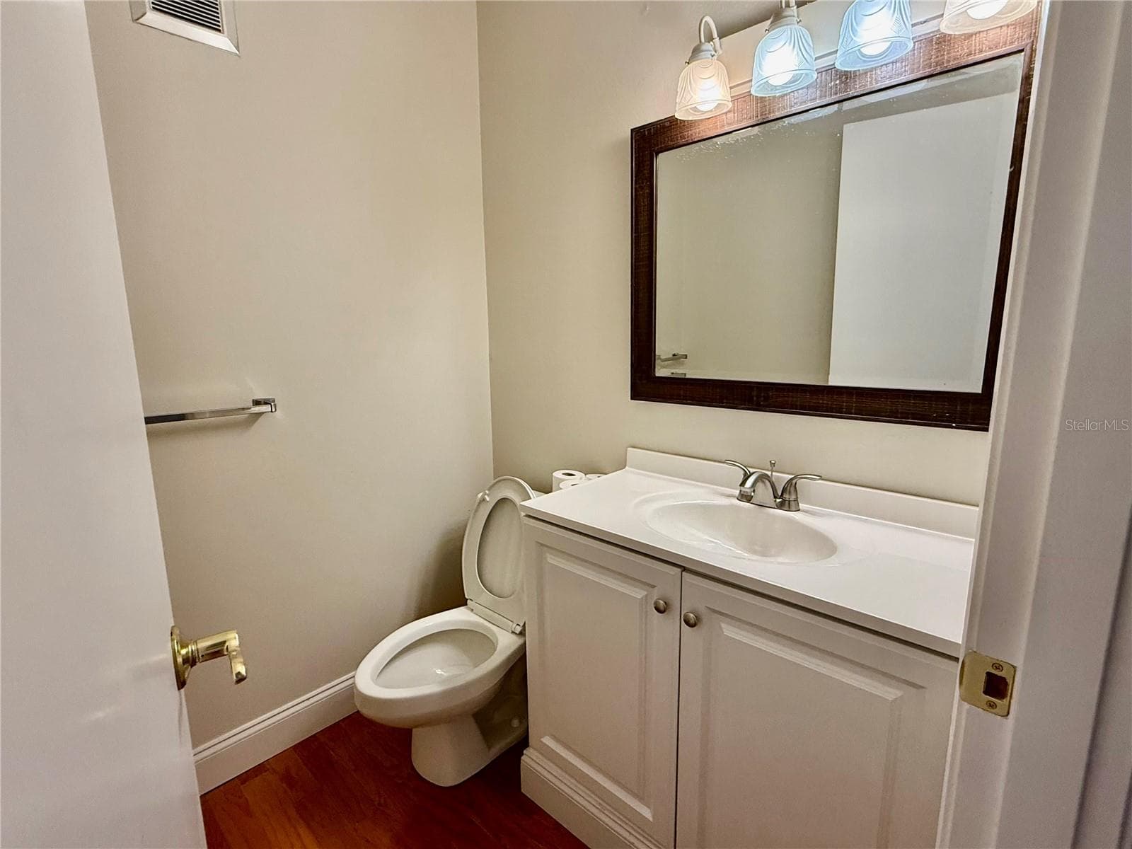 Townhouse at 718 SORRENTO INLET DR #718, NOKOMIS, photo 6 of 37