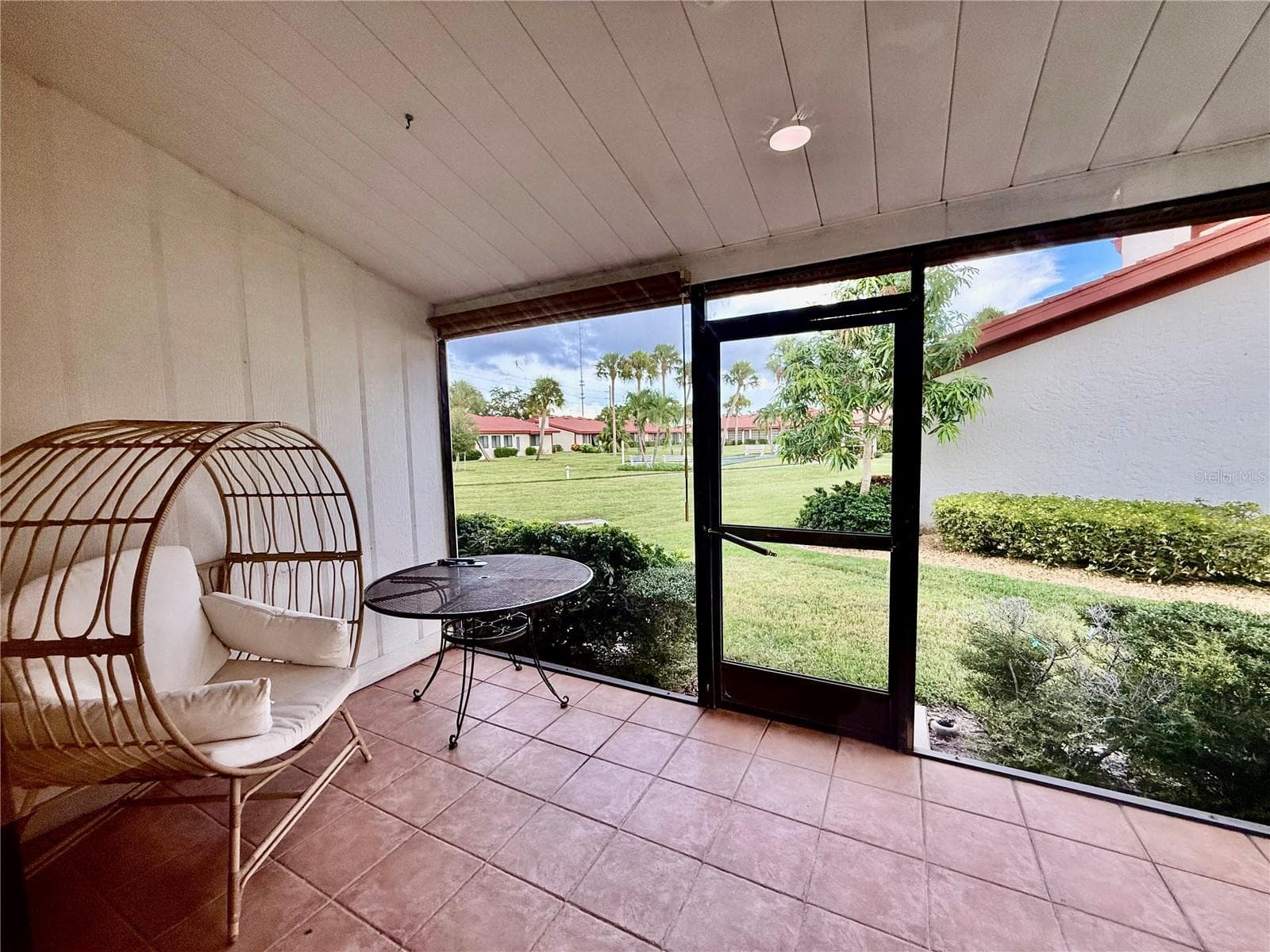 Townhouse at 718 SORRENTO INLET DR #718, NOKOMIS, photo 13 of 37