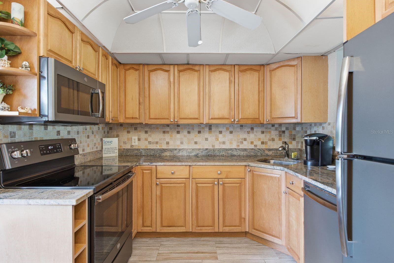 Condominium at 2621 COVE CAY DR #203, CLEARWATER, photo 9 of 44