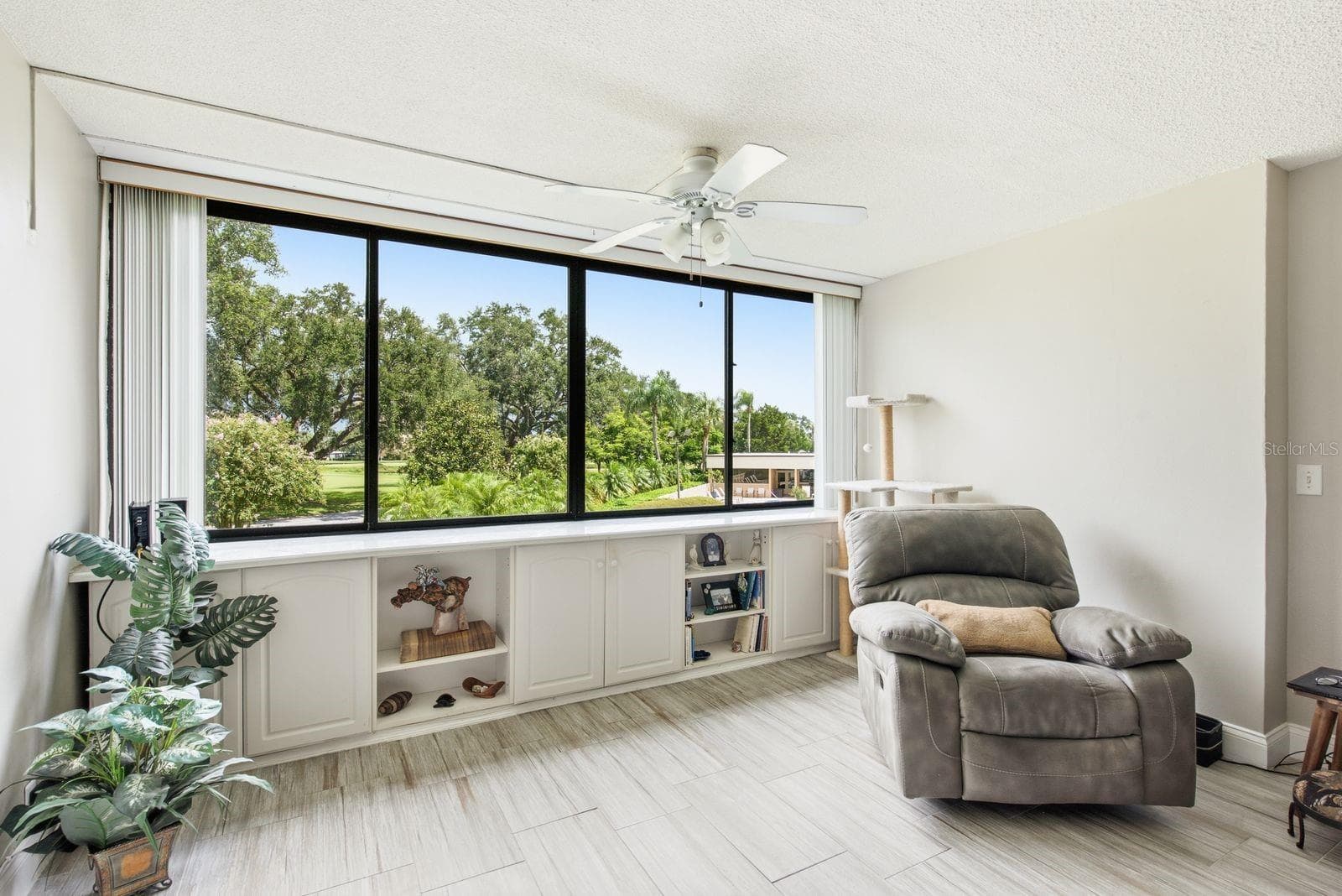 Condominium at 2621 COVE CAY DR #203, CLEARWATER, photo 16 of 44