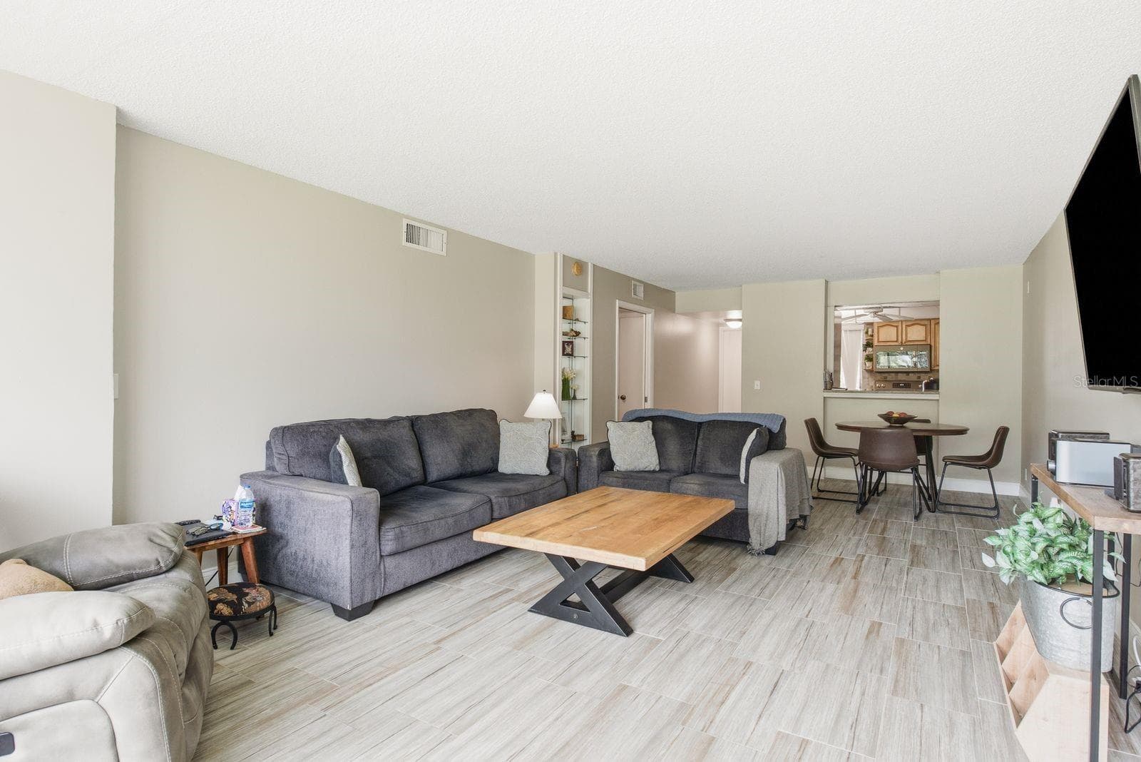 Condominium at 2621 COVE CAY DR #203, CLEARWATER, photo 17 of 44