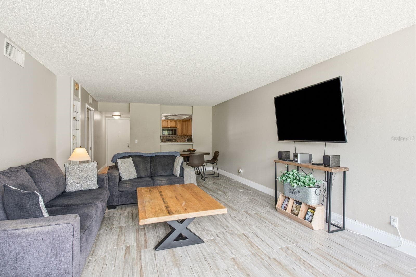 Condominium at 2621 COVE CAY DR #203, CLEARWATER, photo 18 of 44