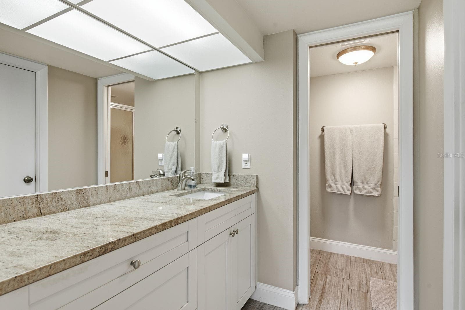 Condominium at 2621 COVE CAY DR #203, CLEARWATER, photo 24 of 44