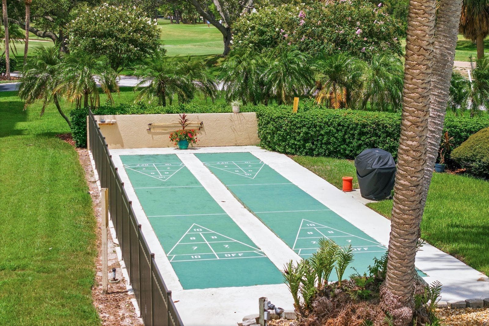 Condominium at 2621 COVE CAY DR #203, CLEARWATER, photo 38 of 44