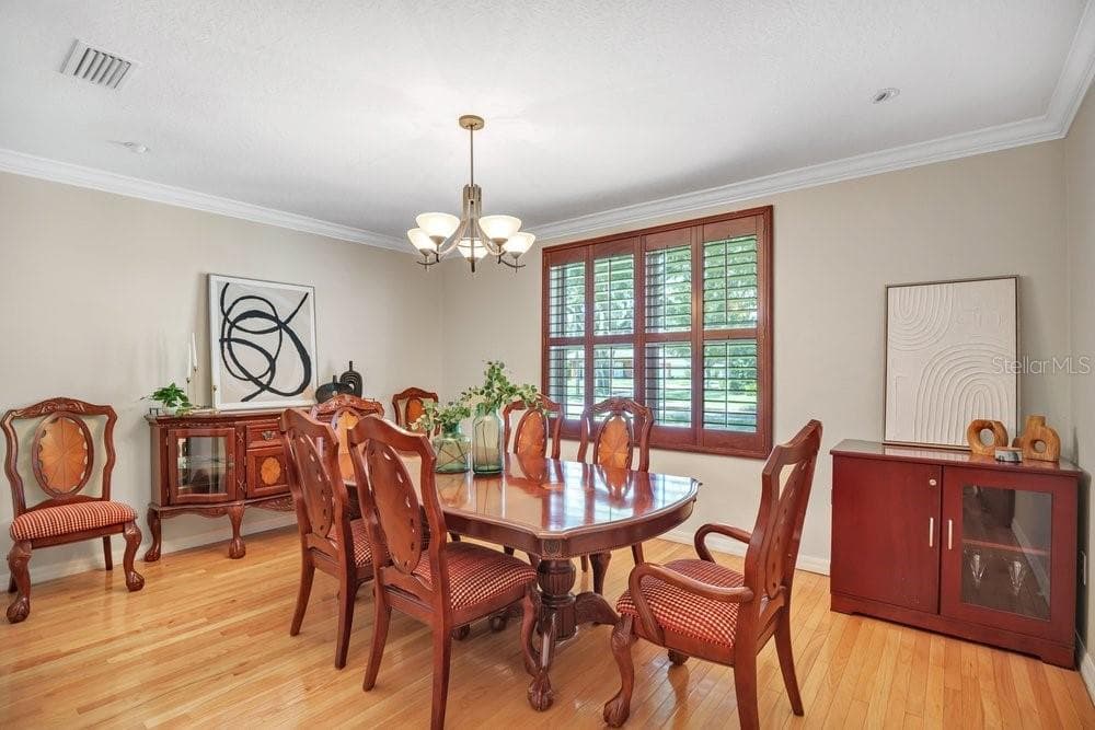 Formal Dining Room, plenty of natural light - 601 WESTMINSTER ST, ORLANDO