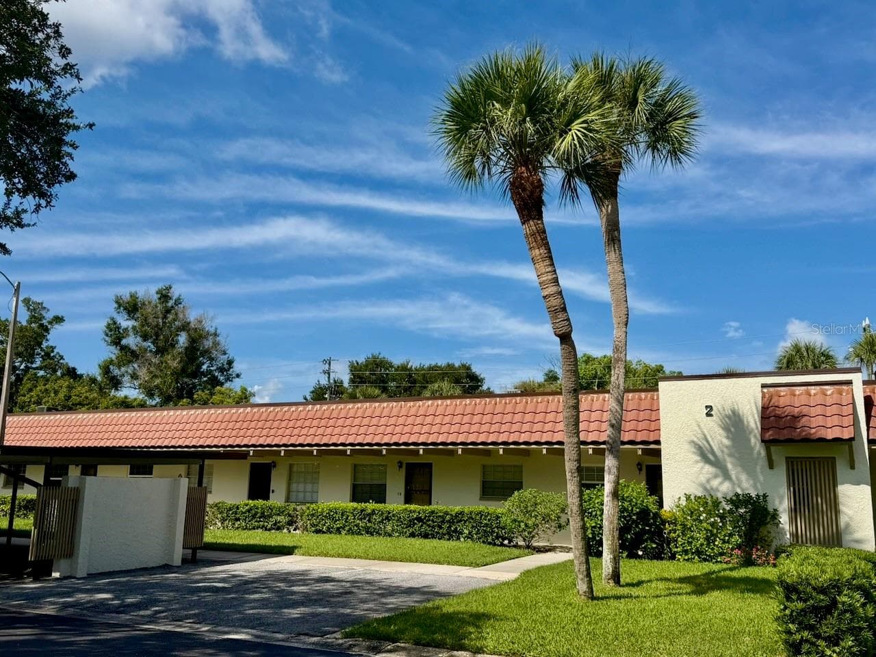 1701 PINEHURST RD #2F