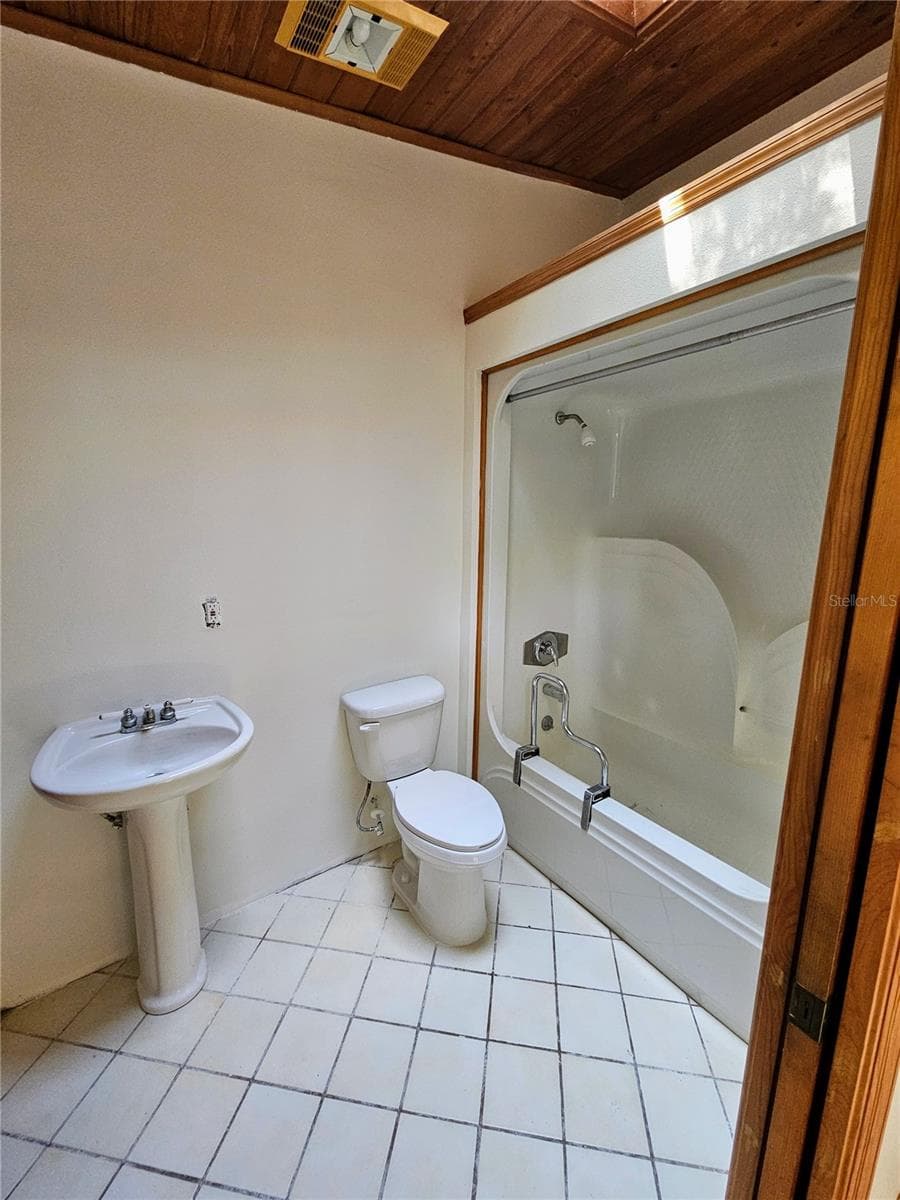 Single Family Residence at 4447 TIDEWATER DR, ORLANDO, photo 36 of 63