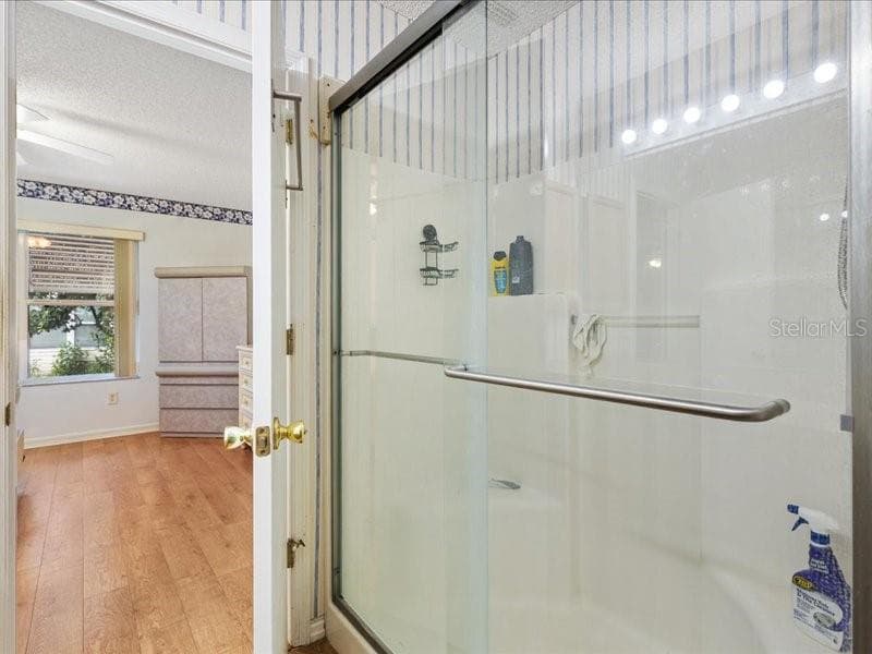 Walk in Shower Primary Bath - 17663 SE 92ND GRANTHAM TER, THE VILLAGES