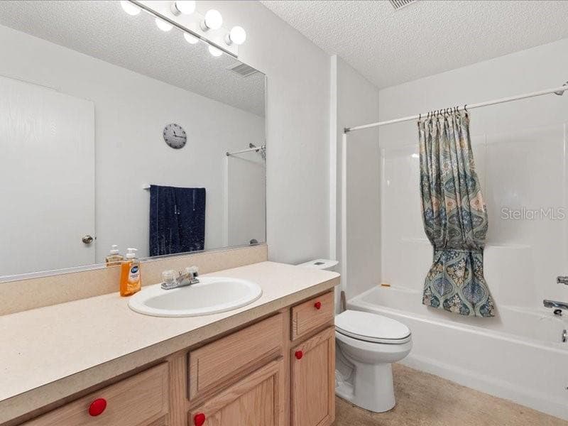 Guest Bath - 17663 SE 92ND GRANTHAM TER, THE VILLAGES