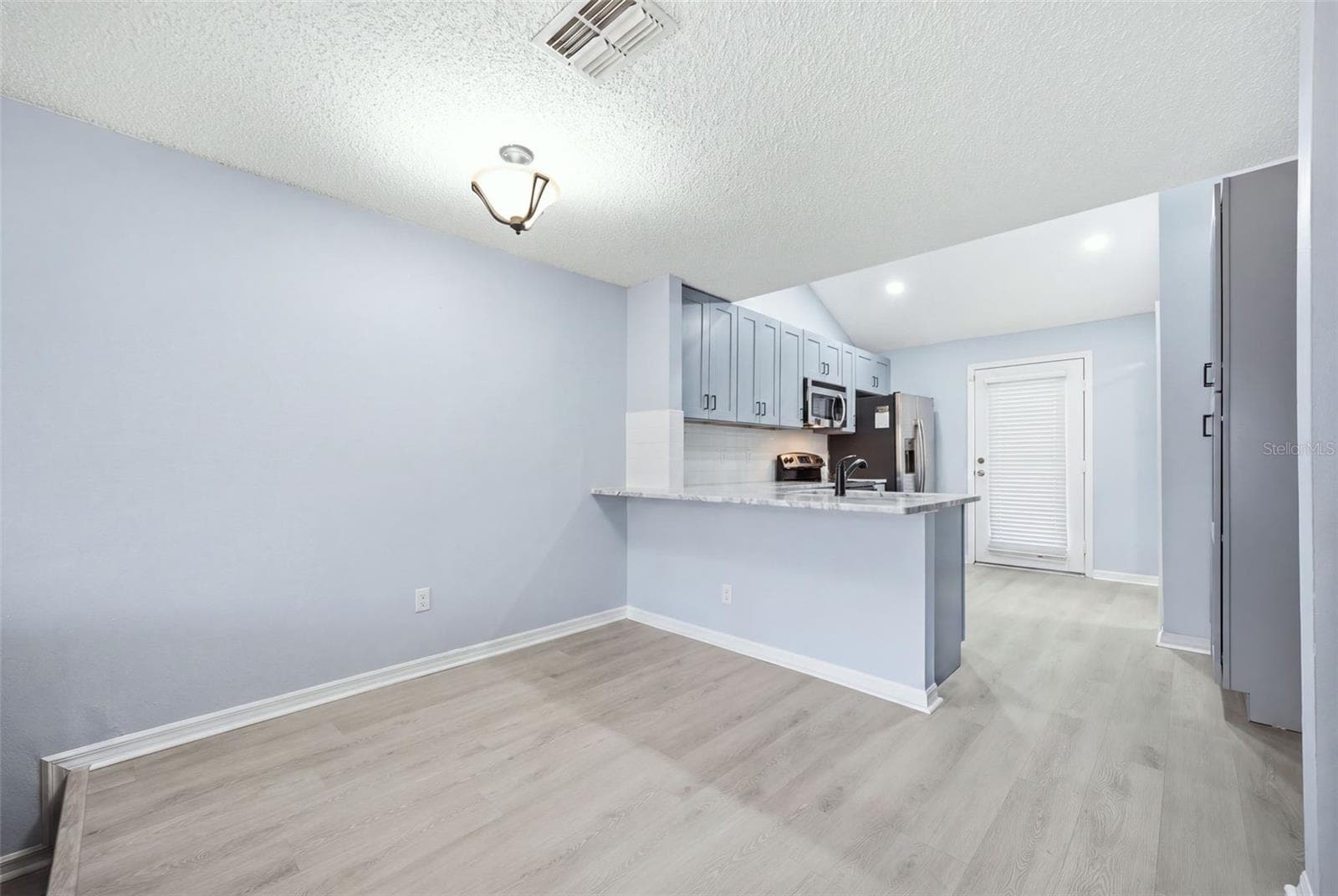 Townhouse at 3401 CYPRESS HEAD CT, TAMPA, photo 13 of 73