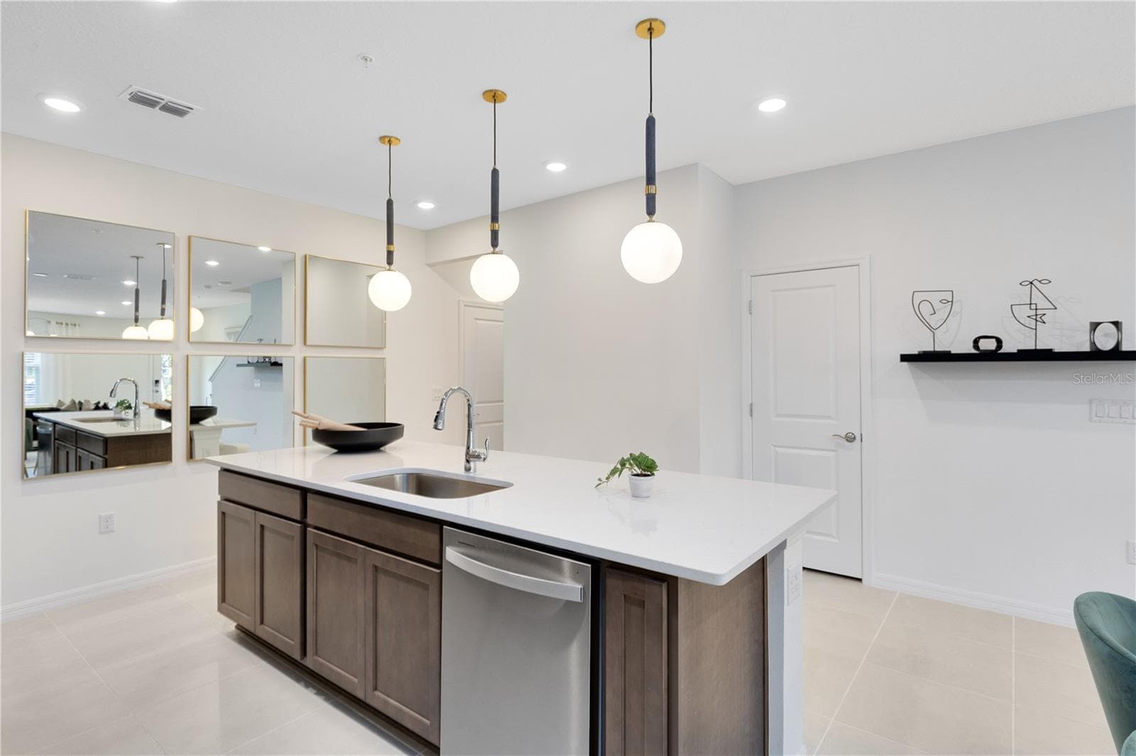 Model Home Design Only. Pictures and furnishings are for illustrative purposes only. Elevations, colors and options may vary. Furniture is for model home staging only. - 11547 HARBORVIEW STREET, ORLANDO