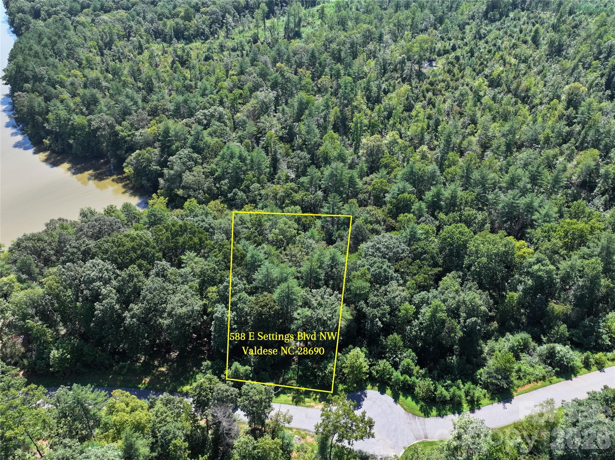 Lot at 588 E Settings Boulevard NW, Valdese, photo 4 of 25