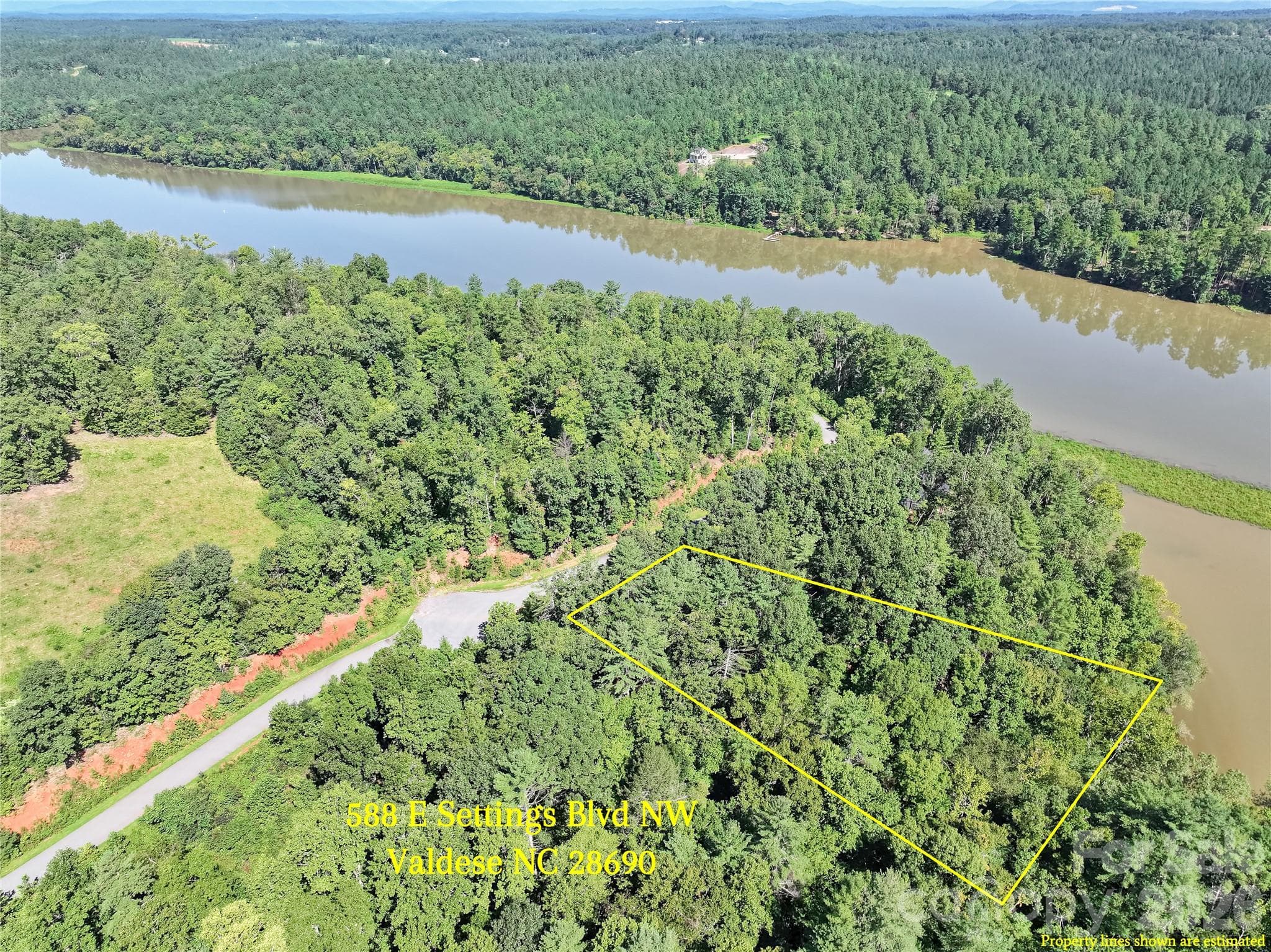 Lot at 588 E Settings Boulevard NW, Valdese, photo 6 of 25