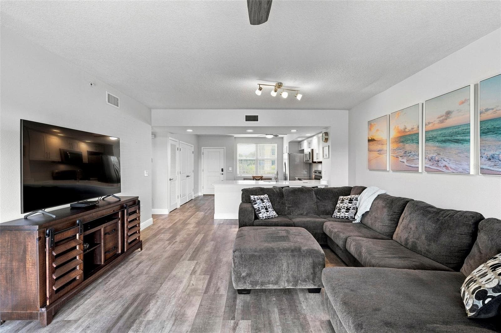 Condominium at 960 STARKEY RD #7205, LARGO, photo 17 of 40