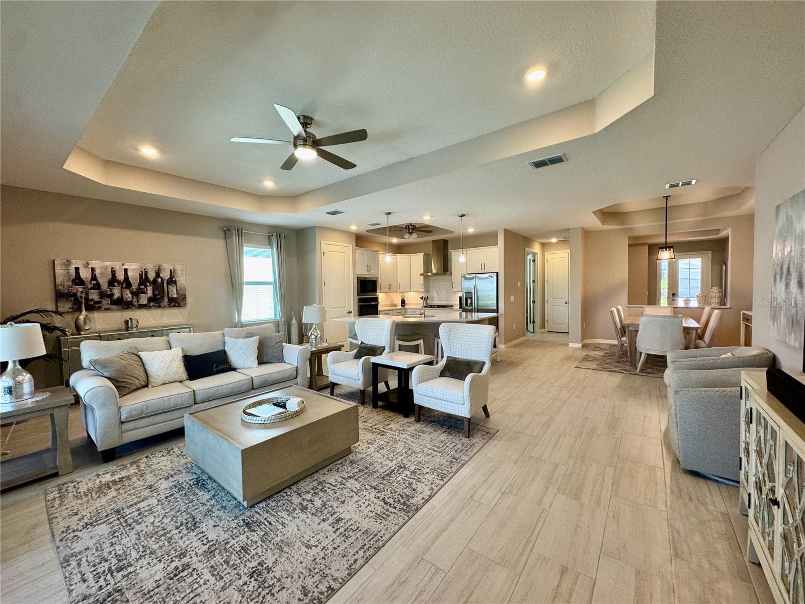 Single Family Residence at 19140 CHERRYSTONE WAY, LAKEWOOD RANCH, photo 2 of 36