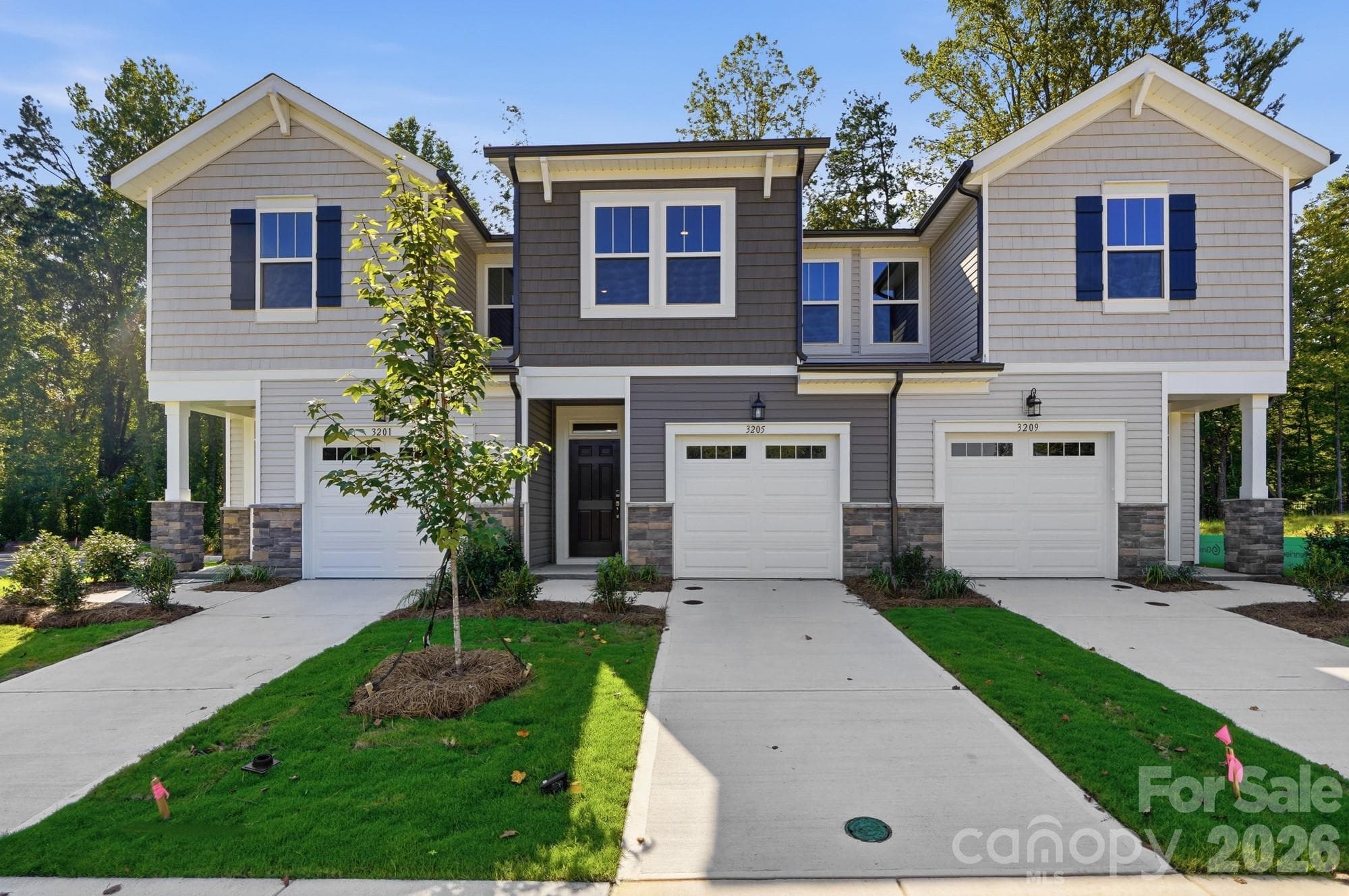 3205 Meadow Knoll Drive