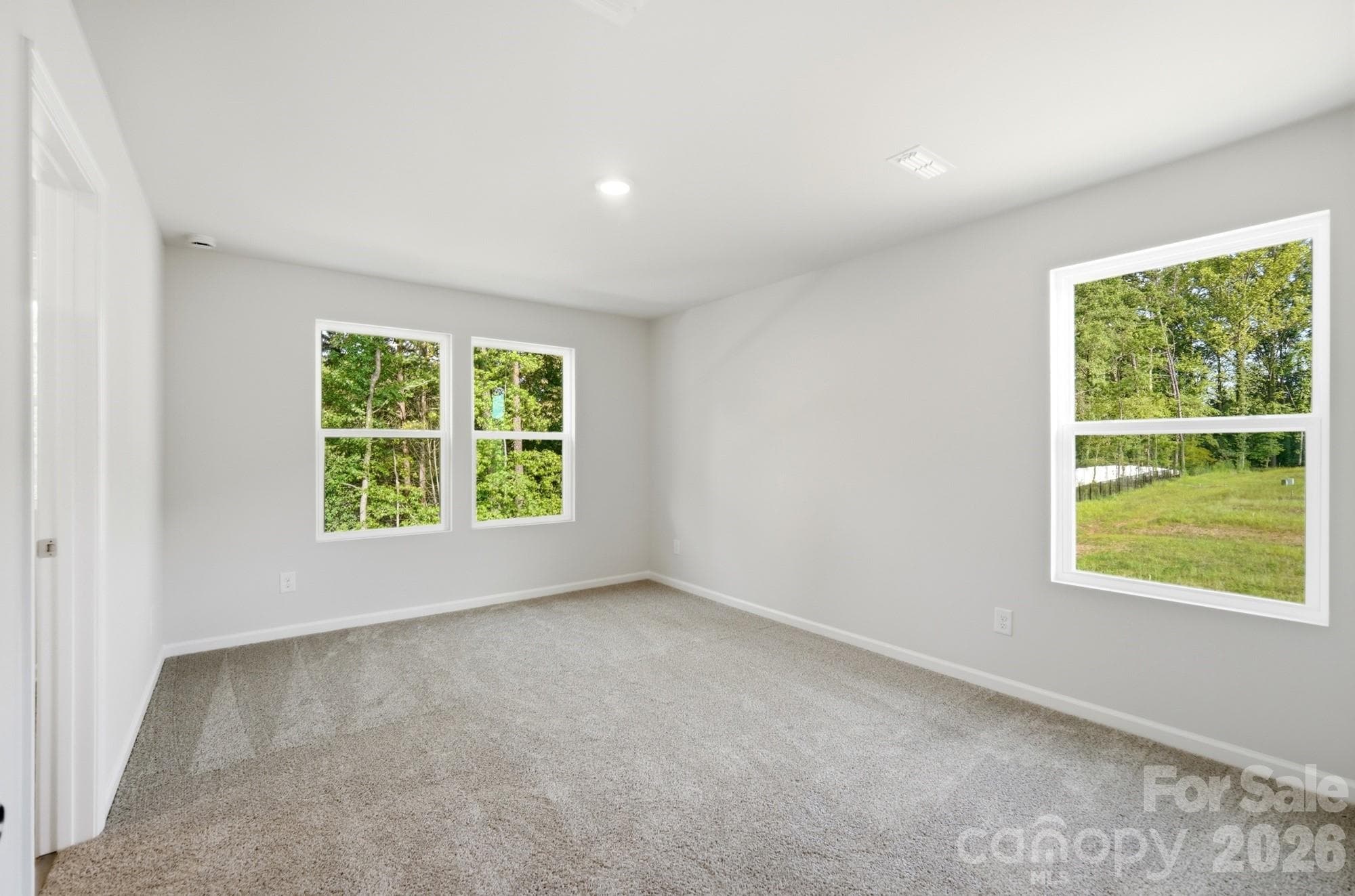 Townhouse at 3209 Meadow Knoll Drive, Charlotte, photo 5 of 9