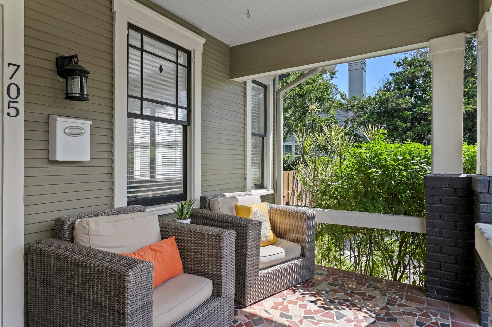 FRONT ENTRY PORCH - 705 W WEST ST, TAMPA