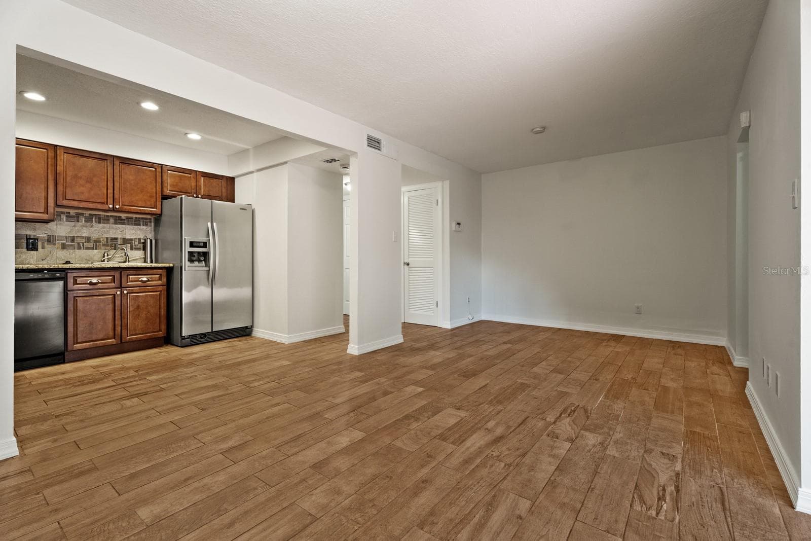 Townhouse at 856 PARK LAKE CIR #51, MAITLAND, photo 11 of 36