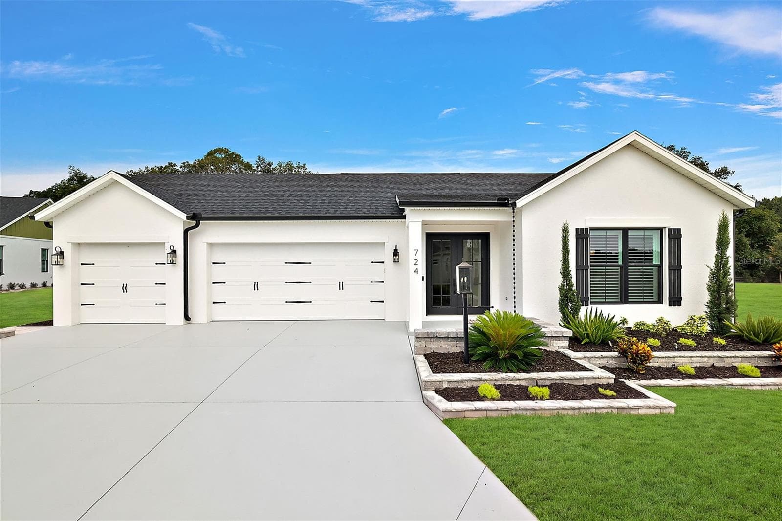 Front Elevation - 724 SHIVERS LOOP, THE VILLAGES
