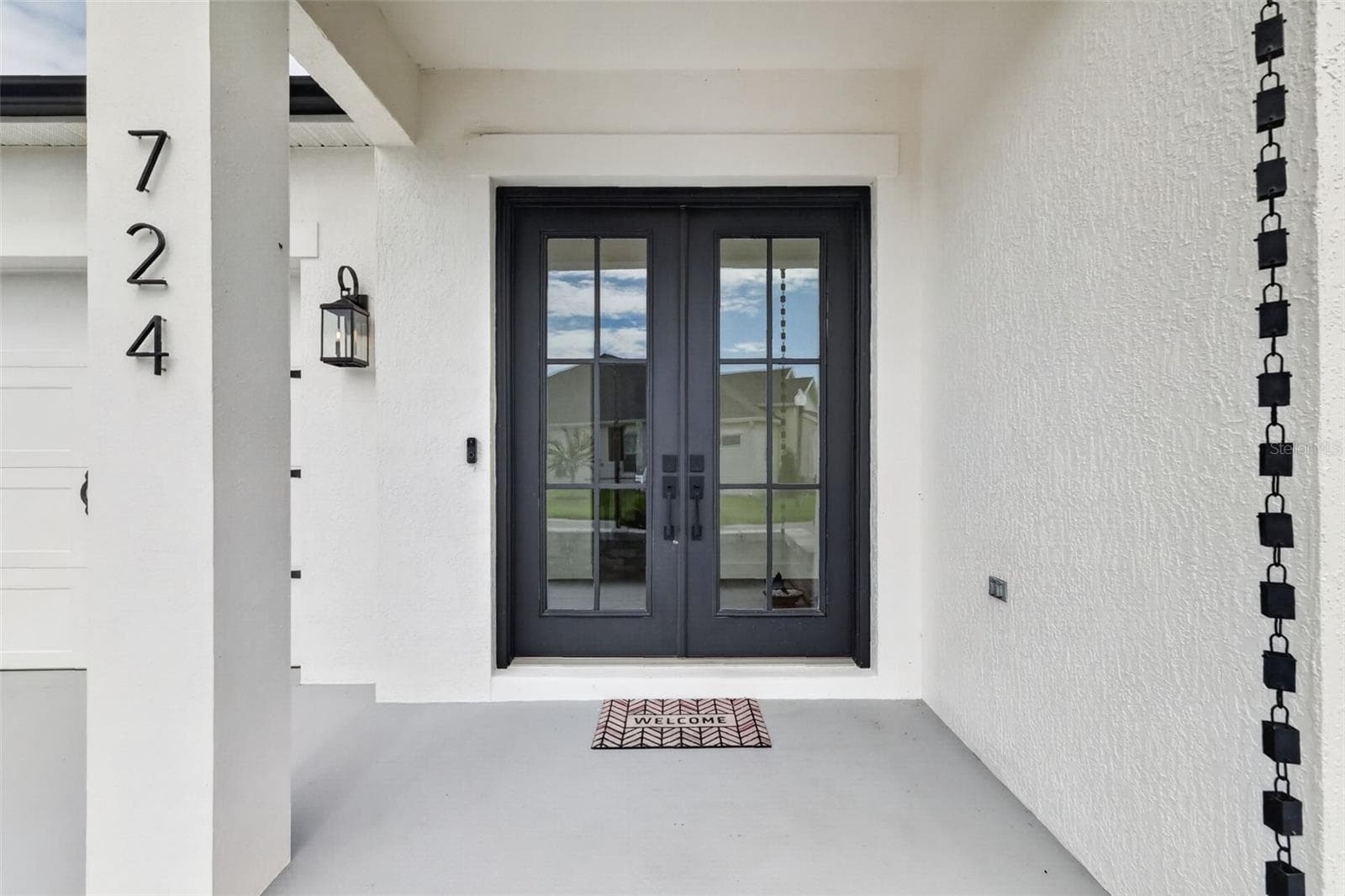 Front Entry Vestibule with Double French Doors - 724 SHIVERS LOOP, THE VILLAGES