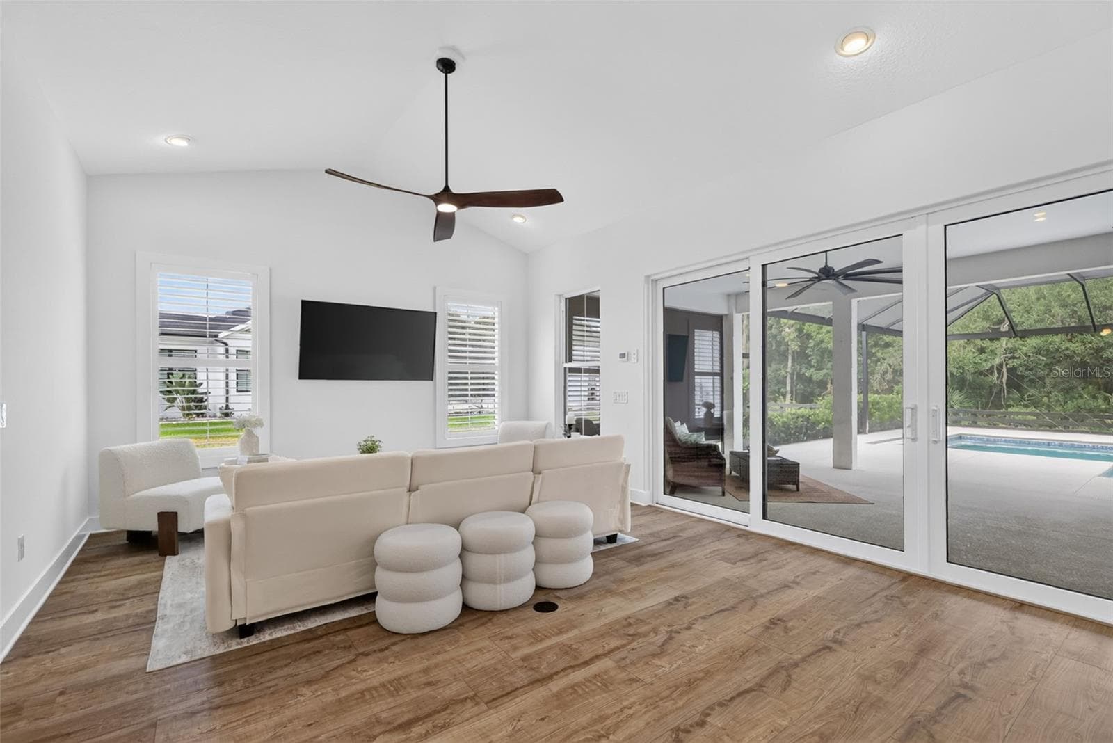 Living Room - 724 SHIVERS LOOP, THE VILLAGES