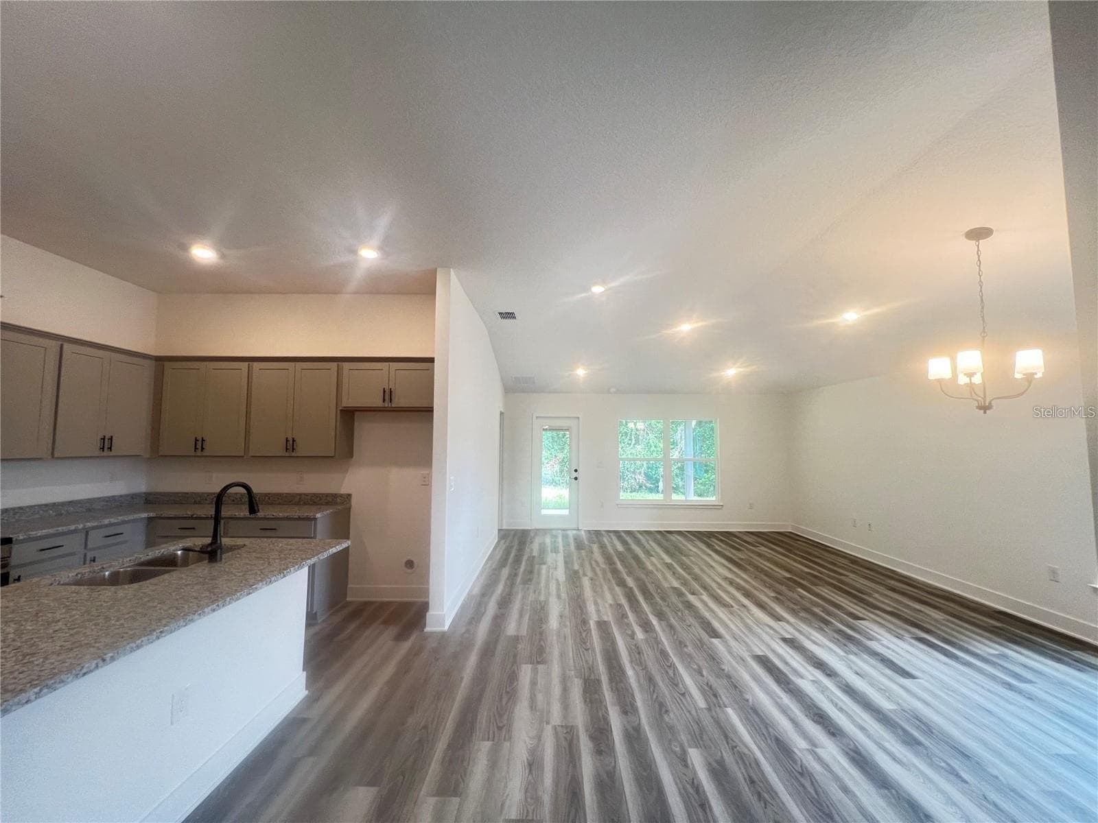 Single Family Residence at 3635 LINDBERGH ST, LAKELAND, photo 8 of 13