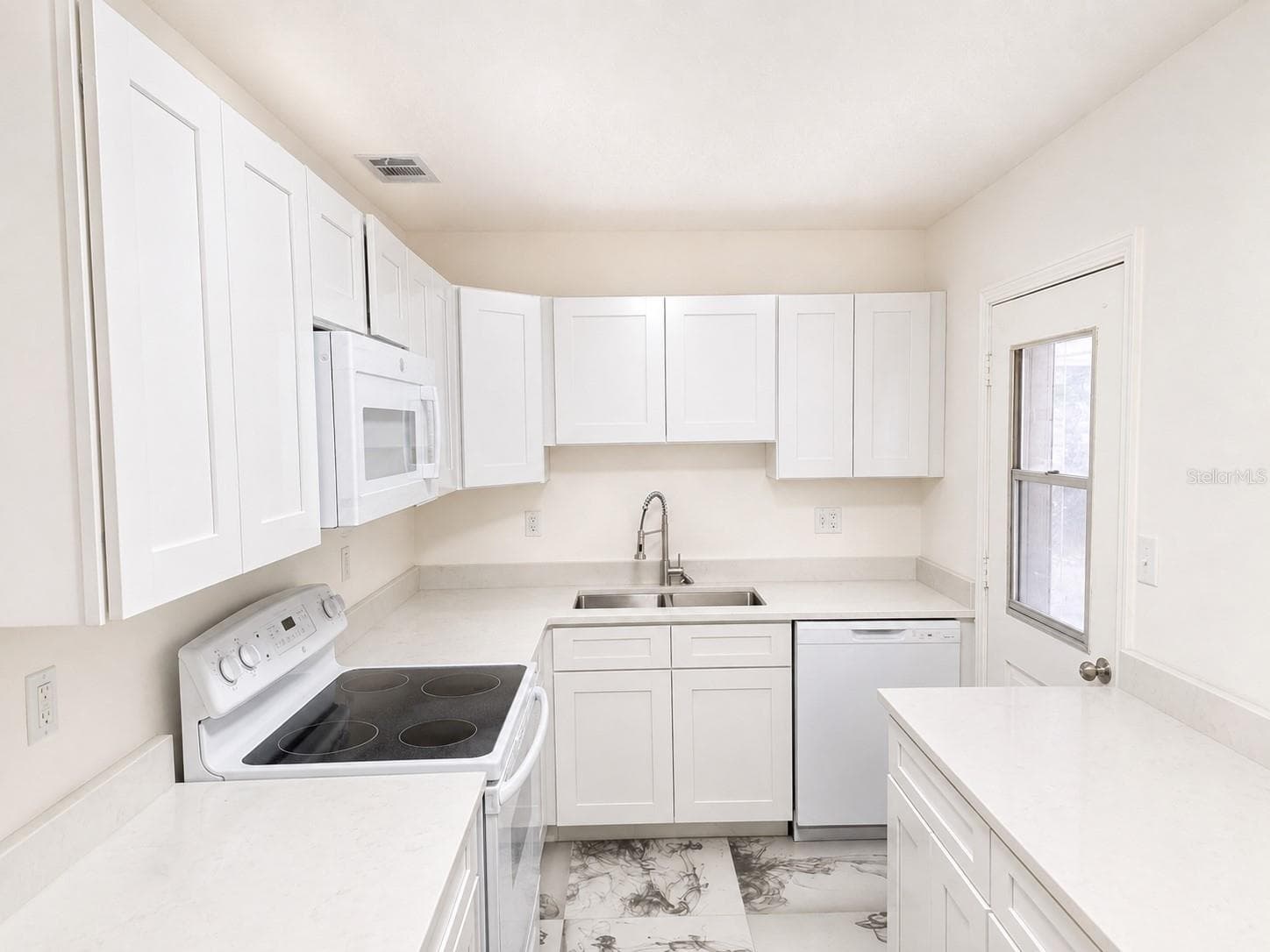 Single Family Residence at 606 EL VEDADO AVE, ORLANDO, photo 6 of 33