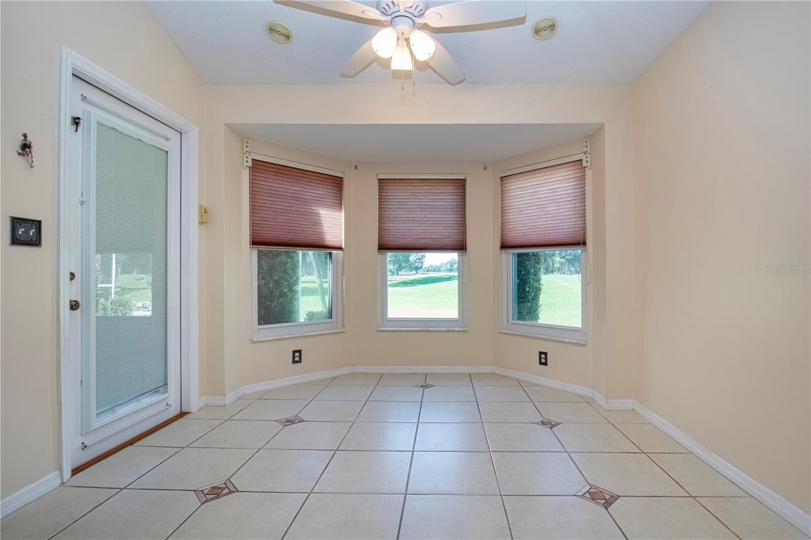Single Family Residence at 2424 E DEL WEBB BLVD, SUN CITY CENTER, photo 24 of 62