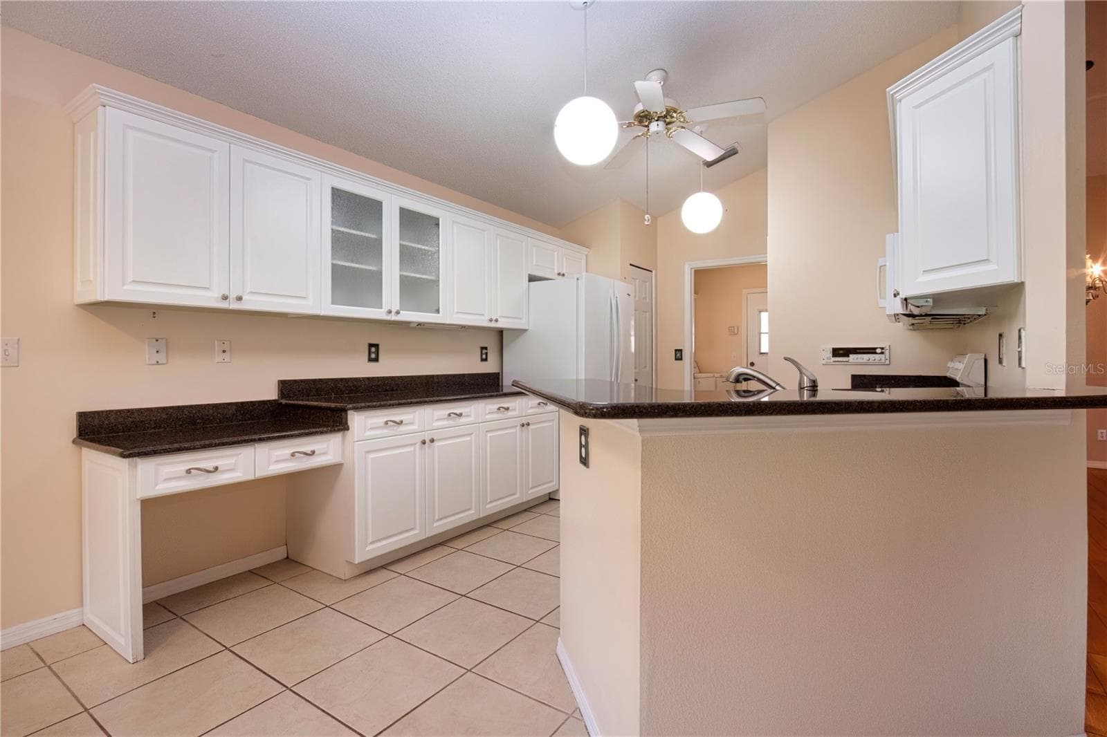 Single Family Residence at 2424 E DEL WEBB BLVD, SUN CITY CENTER, photo 25 of 62
