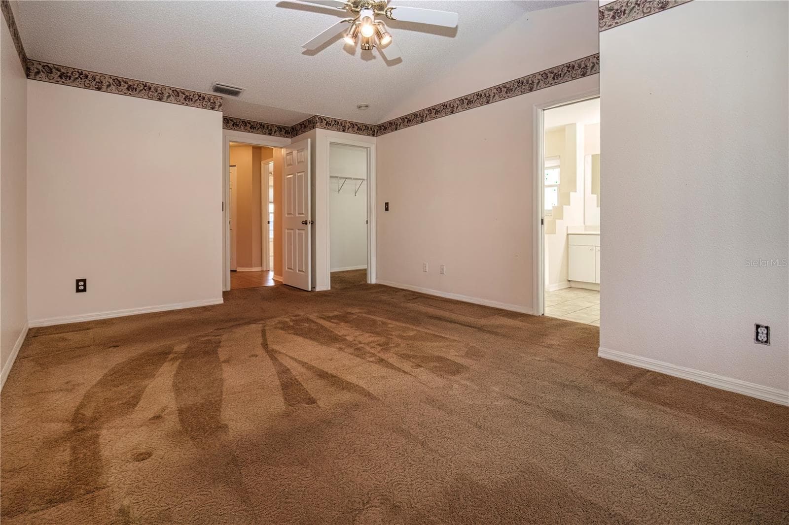 Single Family Residence at 2424 E DEL WEBB BLVD, SUN CITY CENTER, photo 39 of 62