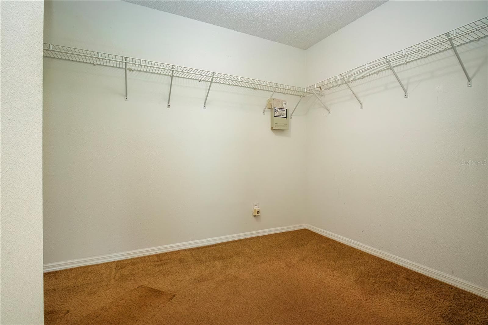 Single Family Residence at 2424 E DEL WEBB BLVD, SUN CITY CENTER, photo 43 of 62